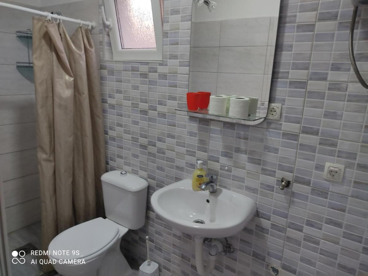Studio Apartments Tea Sutomore Eksteriør billede